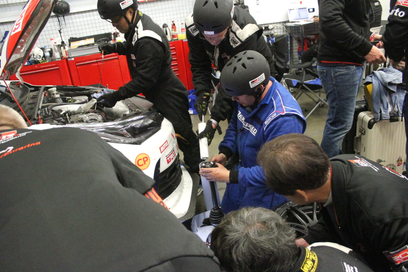 Illustration for article titled Pit Lane At The Nürburgring 24 Hours Is The Most Intense, Chaotic Place I've Ever Been